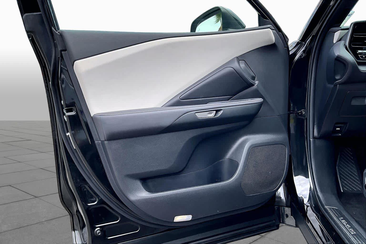 Certified 2024 Lexus TX 350 FWD w/ Cold Weather Package image 20