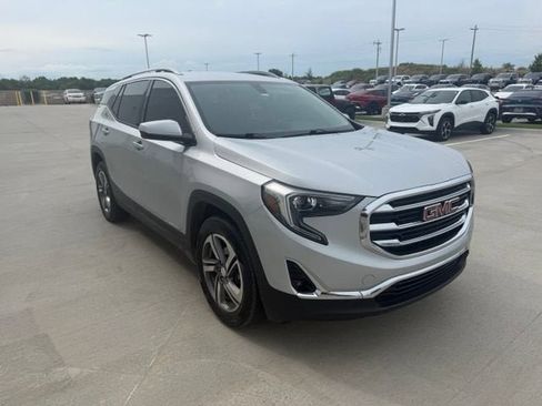 Used 2019 GMC Terrain SLT AWD/4WD image 1
