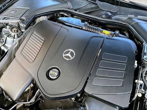 Certified 2022 Mercedes-Benz C 300 4MATIC Sedan image 32