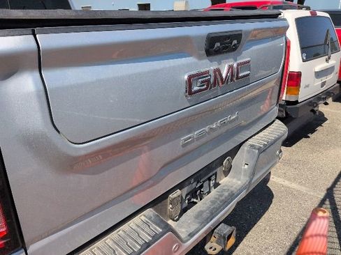 Used 2020 GMC Sierra 2500 Denali w/ Technology Package AWD/4WD image 13