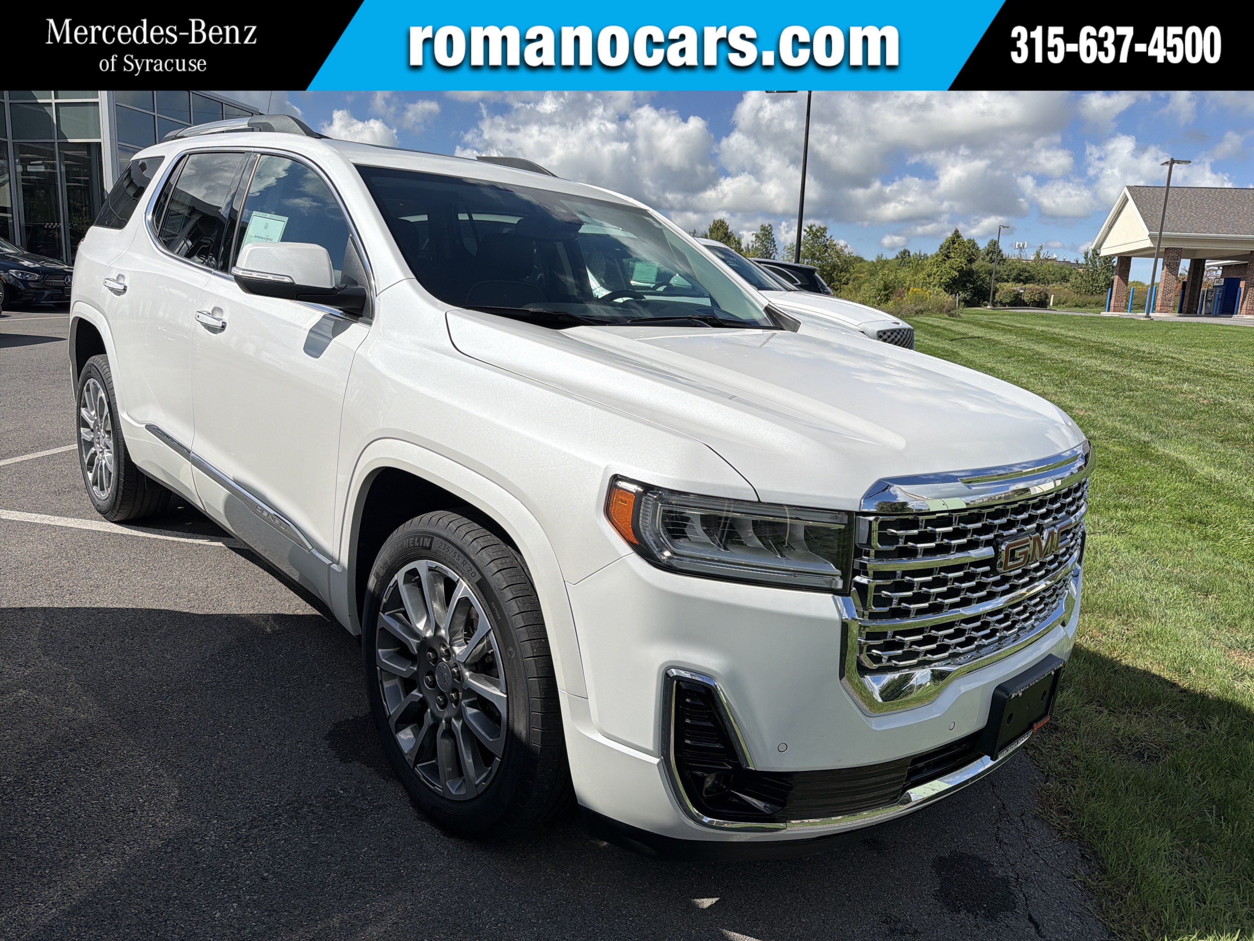 Used 2023 GMC Acadia Denali w/ Trailering Package AWD/4WD image 1