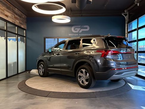Used 2023 Hyundai Santa Fe SE w/ Cargo Package AWD/4WD image 5