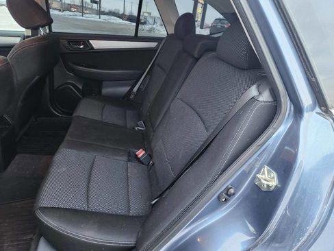 Used 2016 Subaru Outback 2.5i Premium image 12