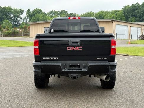 Used 2019 GMC Sierra 3500 Denali w/ Duramax Plus Package AWD/4WD image 6