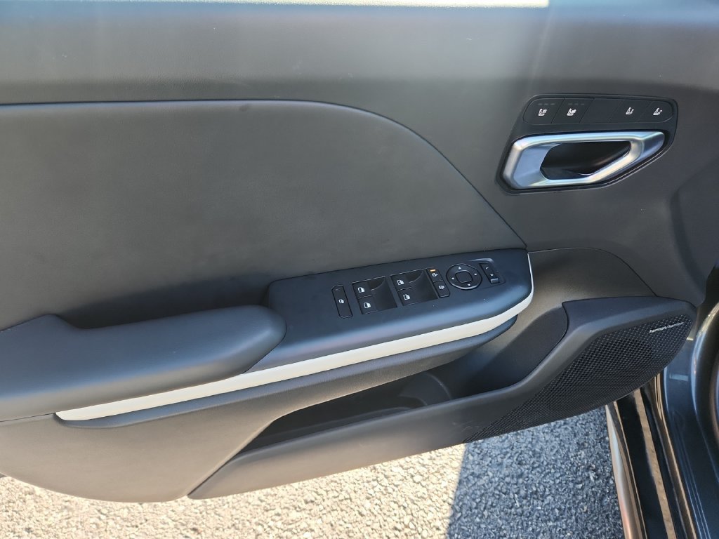 Certified 2025 Kia K4 GT-Line Turbo FWD image 11
