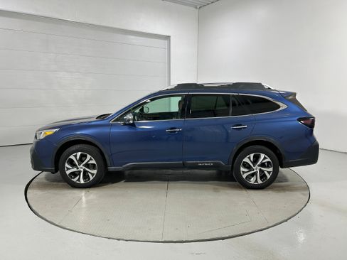 Used 2021 Subaru Outback Touring AWD/4WD image 22