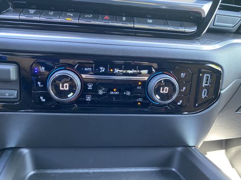 New 2026 Chevrolet Silverado 3500 High Country w/ High Country Premium Package AWD/4WD image 31