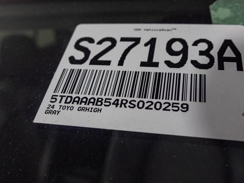 Used 2024 Toyota Grand Highlander XLE image 56