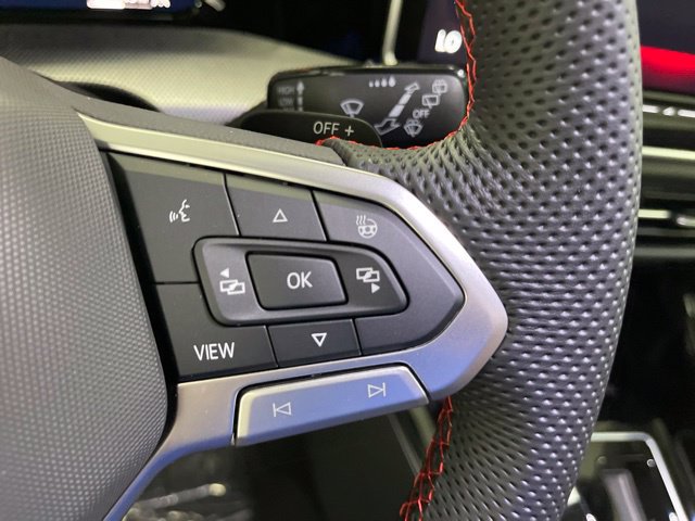 New 2026 Volkswagen GTI SE FWD image 17