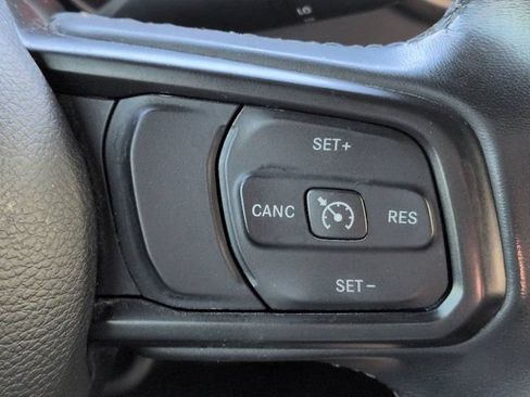 Used 2022 Jeep Gladiator Sport AWD/4WD image 24