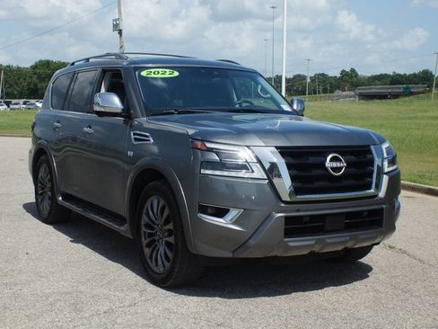 Used 2022 Nissan Armada Platinum RWD image 2
