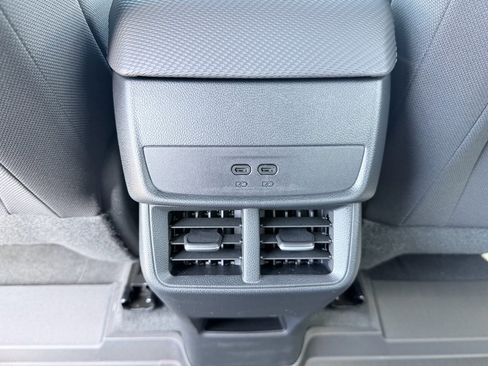 New 2026 Chevrolet Equinox LT image 23