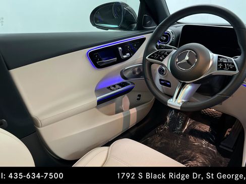 Certified 2025 Mercedes-Benz C 300 4MATIC Sedan image 11