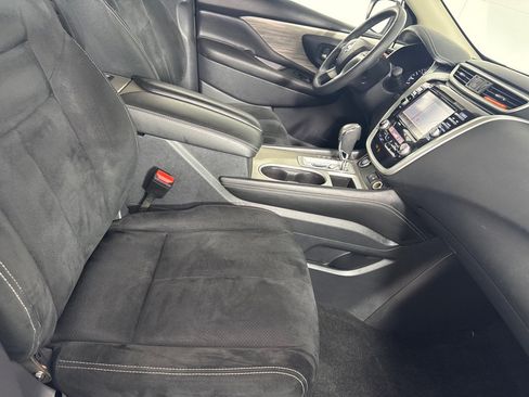 Used 2018 Nissan Murano SV image 23