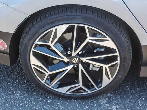 Used 2024 Hyundai Ioniq 6 SEL RWD image 11