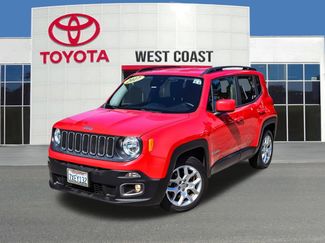 Used 2017 Jeep Renegade Latitude image 1