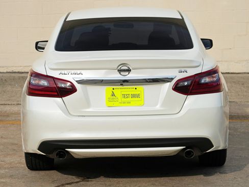 Used 2017 Nissan Altima 2.5 SR FWD image 44