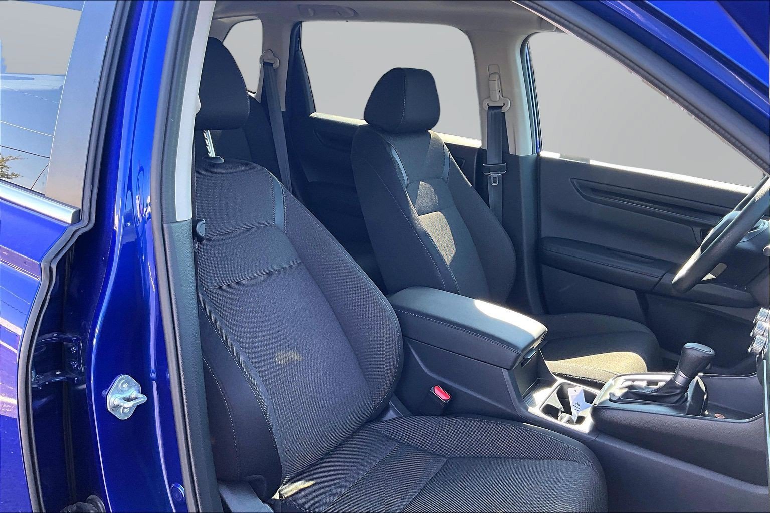 Used 2025 Honda CR-V EX image 7