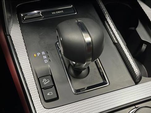 Used 2025 MAZDA CX-70 3.3 Turbo S w/ Premium Package image 19