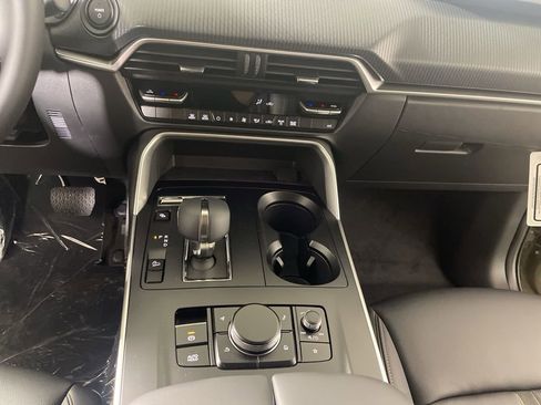 New 2026 MAZDA CX-70 SC AWD/4WD image 17