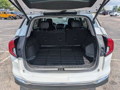 Used 2022 GMC Terrain SLT AWD/4WD image 6