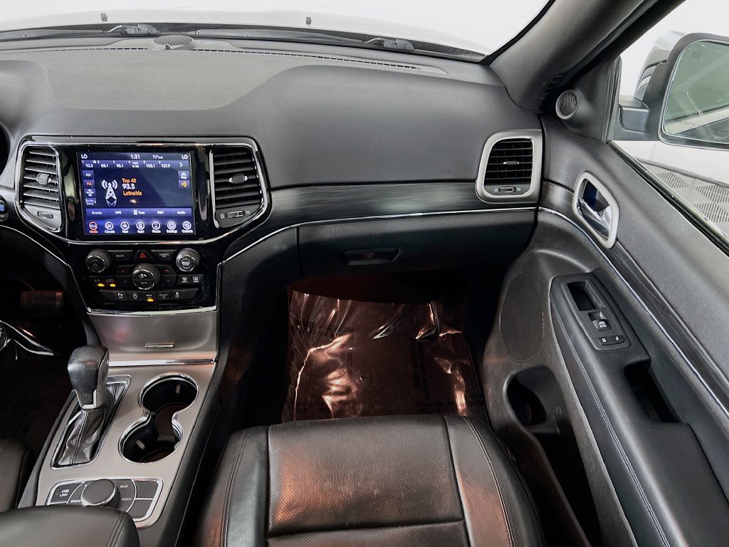 Used 2020 Jeep Grand Cherokee Limited w/ Luxury Group II AWD/4WD image 24