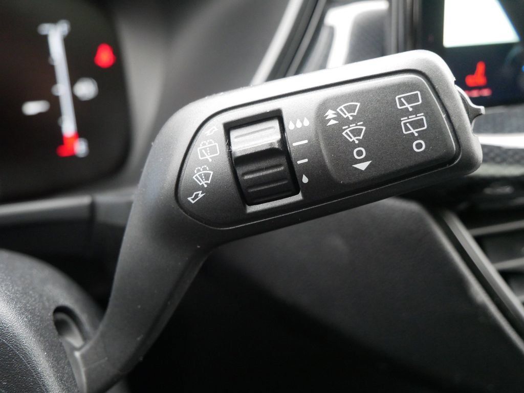 New 2026 Ford Escape ST-Line w/ Tech Pack #1 AWD/4WD image 28
