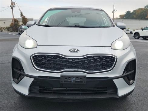 Used 2022 Kia Sportage LX image 8