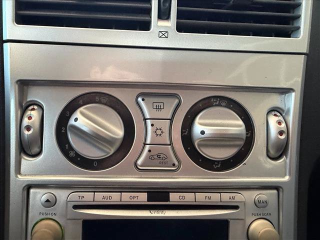 Used 2004 Chrysler Crossfire Coupe RWD image 15