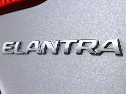 Used 2014 Hyundai Elantra GT image 31