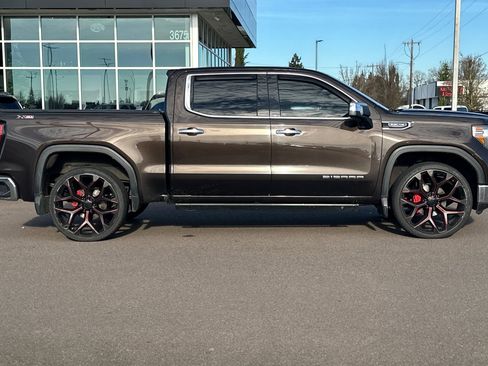 Used 2019 GMC Sierra 1500 SLT w/ SLT Premium Plus Package image 3