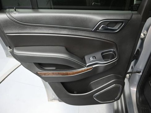 Used 2019 Chevrolet Tahoe LS w/ Skid Plate Package AWD/4WD image 24