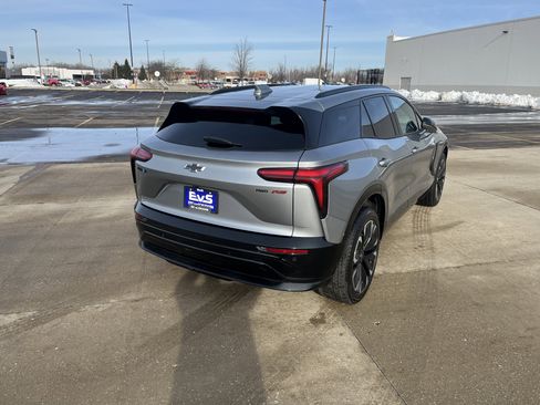 Used 2025 Chevrolet Blazer EV RS image 6