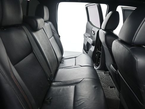 Used 2019 Toyota Tacoma TRD Pro AWD/4WD image 14