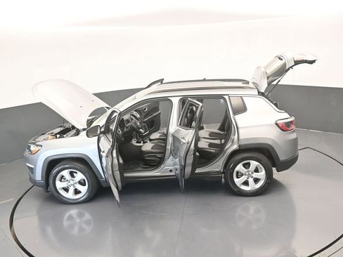 Used 2020 Jeep Compass Latitude image 66