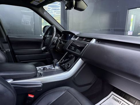 Used 2019 Land Rover Range Rover Sport Supercharged AWD/4WD image 26