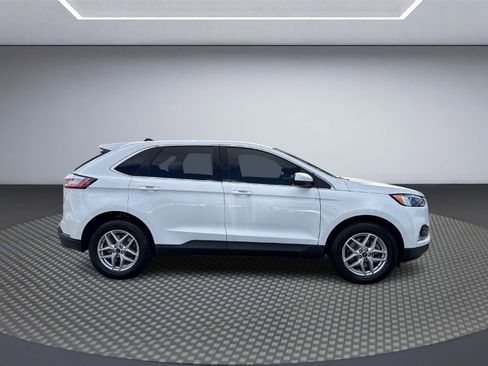 Used 2023 Ford Edge SEL w/ Convenience Package image 10