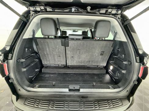 Used 2023 Toyota Sequoia SR5 image 27