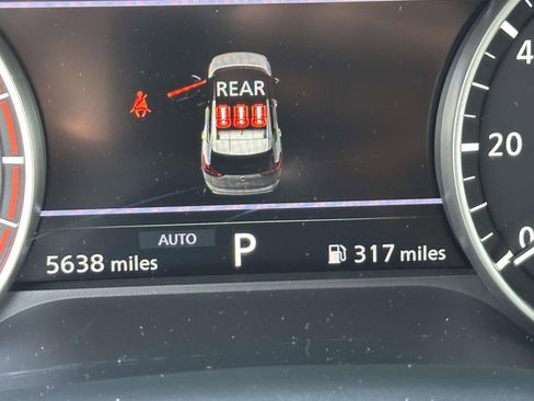 Used 2025 Nissan Rogue S image 25