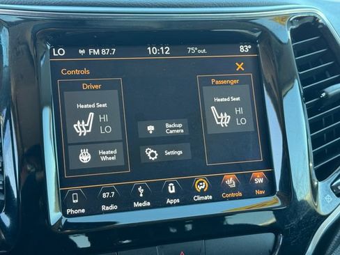 Used 2019 Jeep Cherokee Limited AWD/4WD image 29