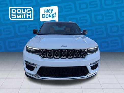 Used 2023 Jeep Grand Cherokee Summit image 6