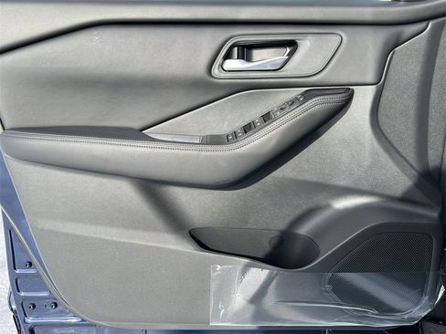 New 2026 Nissan Rogue SV image 11