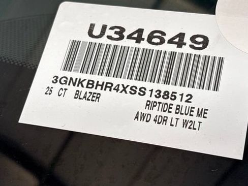 Used 2025 Chevrolet Blazer LT AWD/4WD image 47