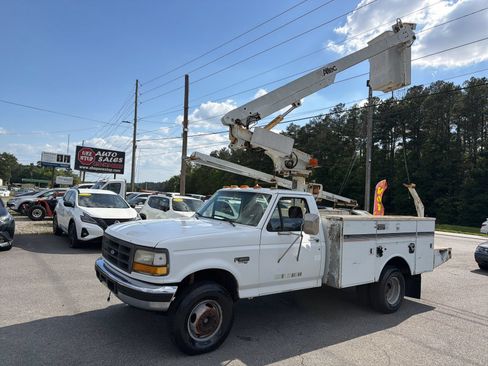 Used 1995 Ford F450 2WD Regular Cab Super Duty image 1