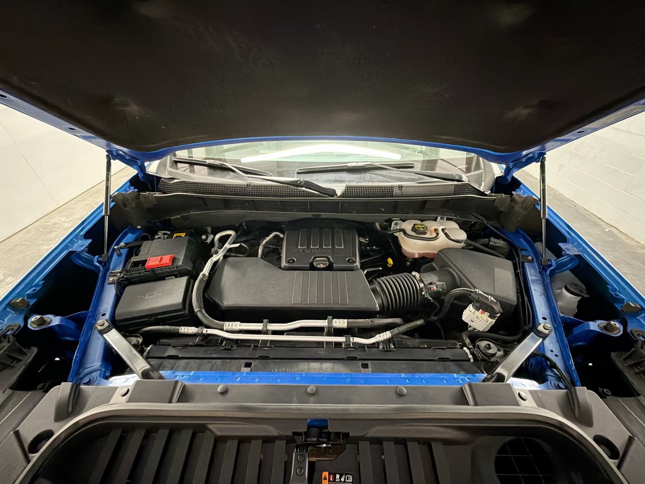 Certified 2025 Chevrolet Silverado 1500 Custom RWD image 28
