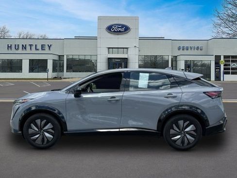 Used 2024 Nissan Ariya AWD image 6