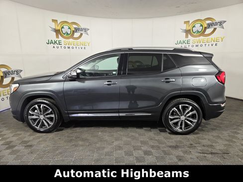 Certified 2020 GMC Terrain Denali w/ Denali Premium Package AWD/4WD image 4