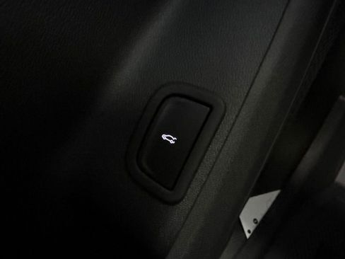New 2026 Chevrolet Traverse LT FWD image 30