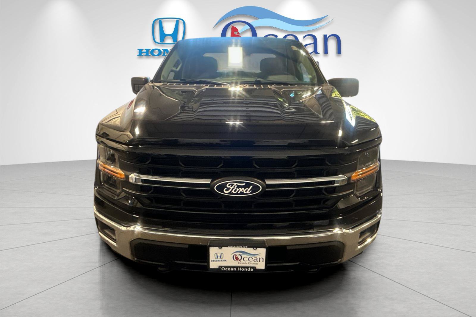 Used 2025 Ford F150 XLT w/ Equipment Group 301A Standard AWD/4WD image 8