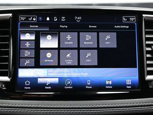 Certified 2022 Chrysler Pacifica Touring-L AWD/4WD image 35